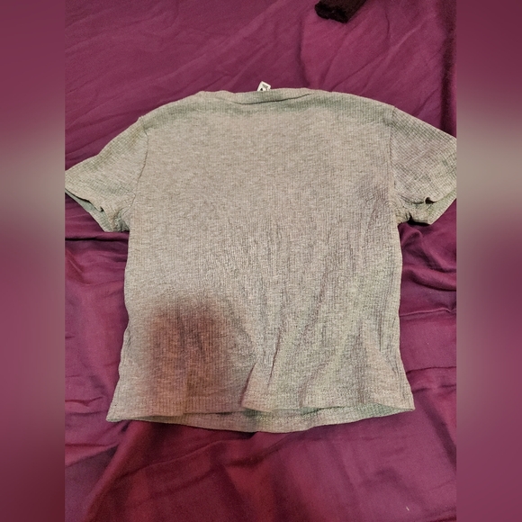 Crop top - Picture 2 of 2